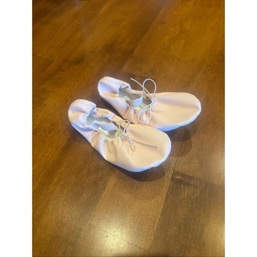 Kids Ballet Slippers Size 2 Light Pink Soft Sole Dance Shoes Elastic Strap